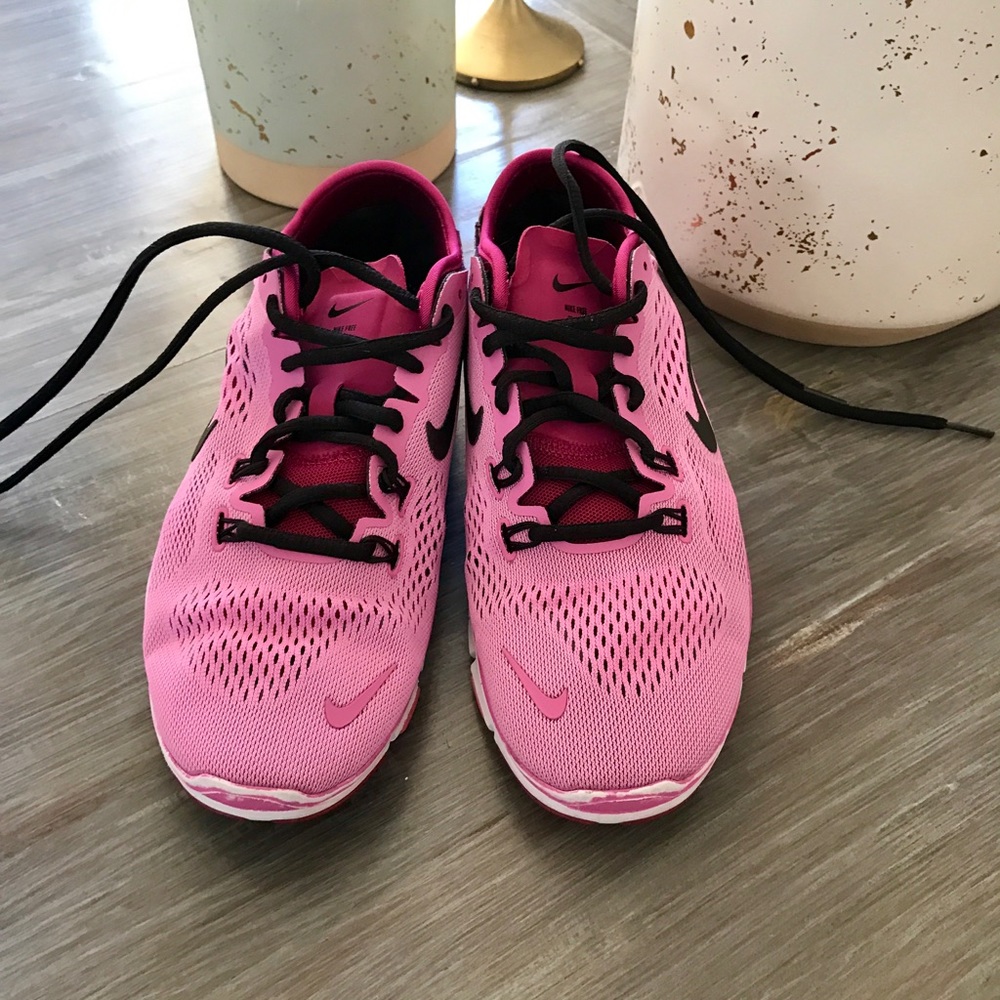 💫NIKE shoes FREE TB FIT 4
